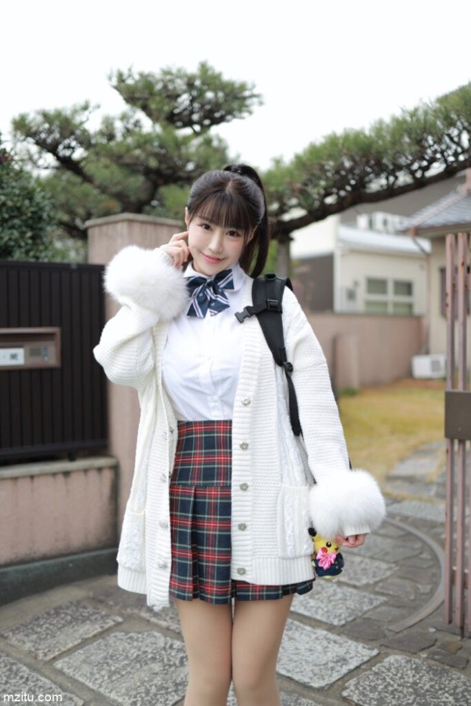 甜美小姐姐朱可儿：下课后来一场尾随的约会-玉兔阁