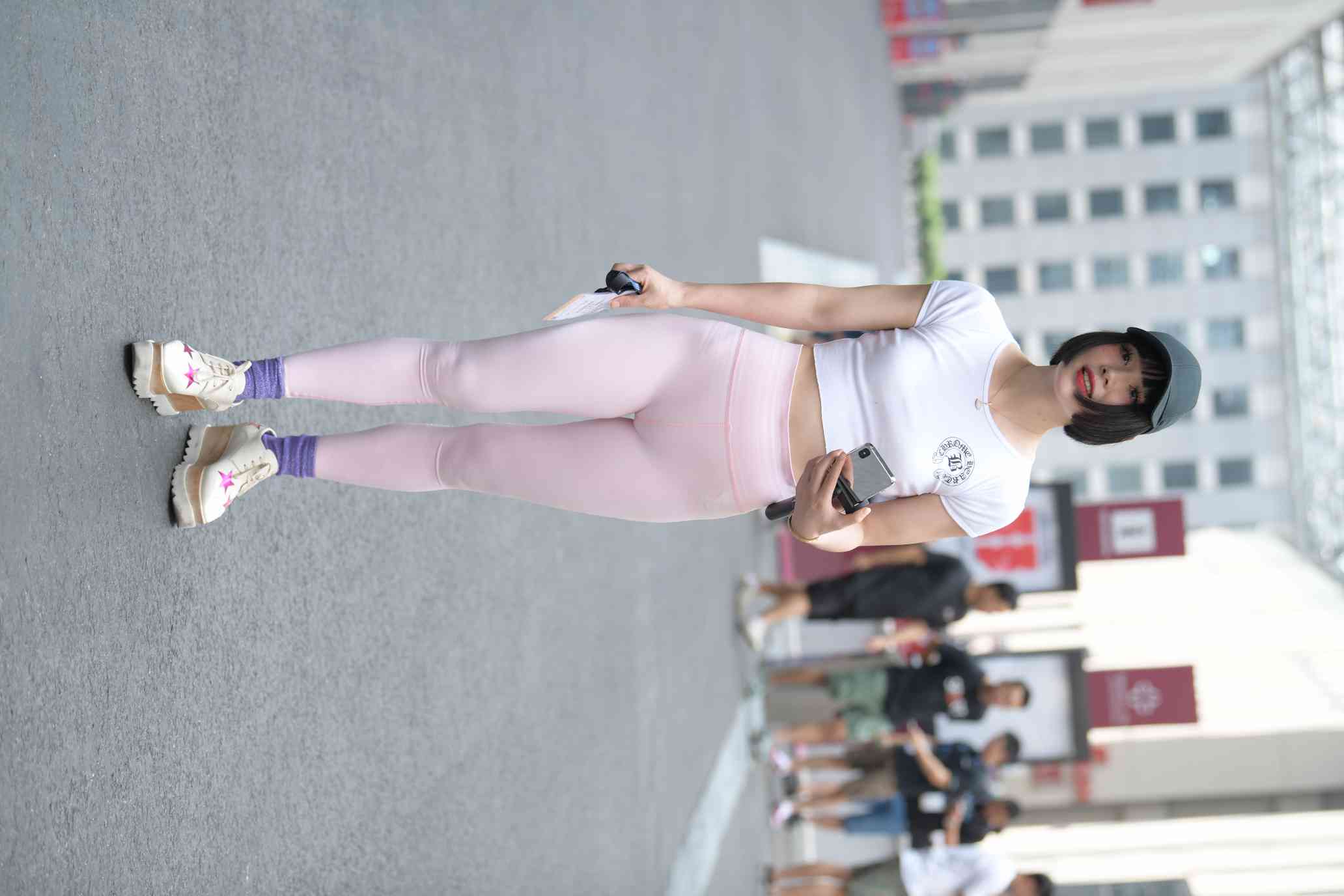 图片[2]-短发鸭舌帽时尚女生【102P】04022-欲图阁