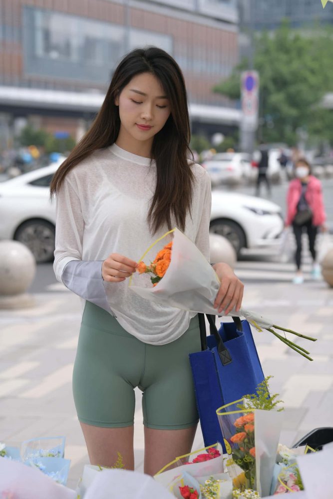 路边买花的白衣长发姑娘【884P】J5726-玉兔阁