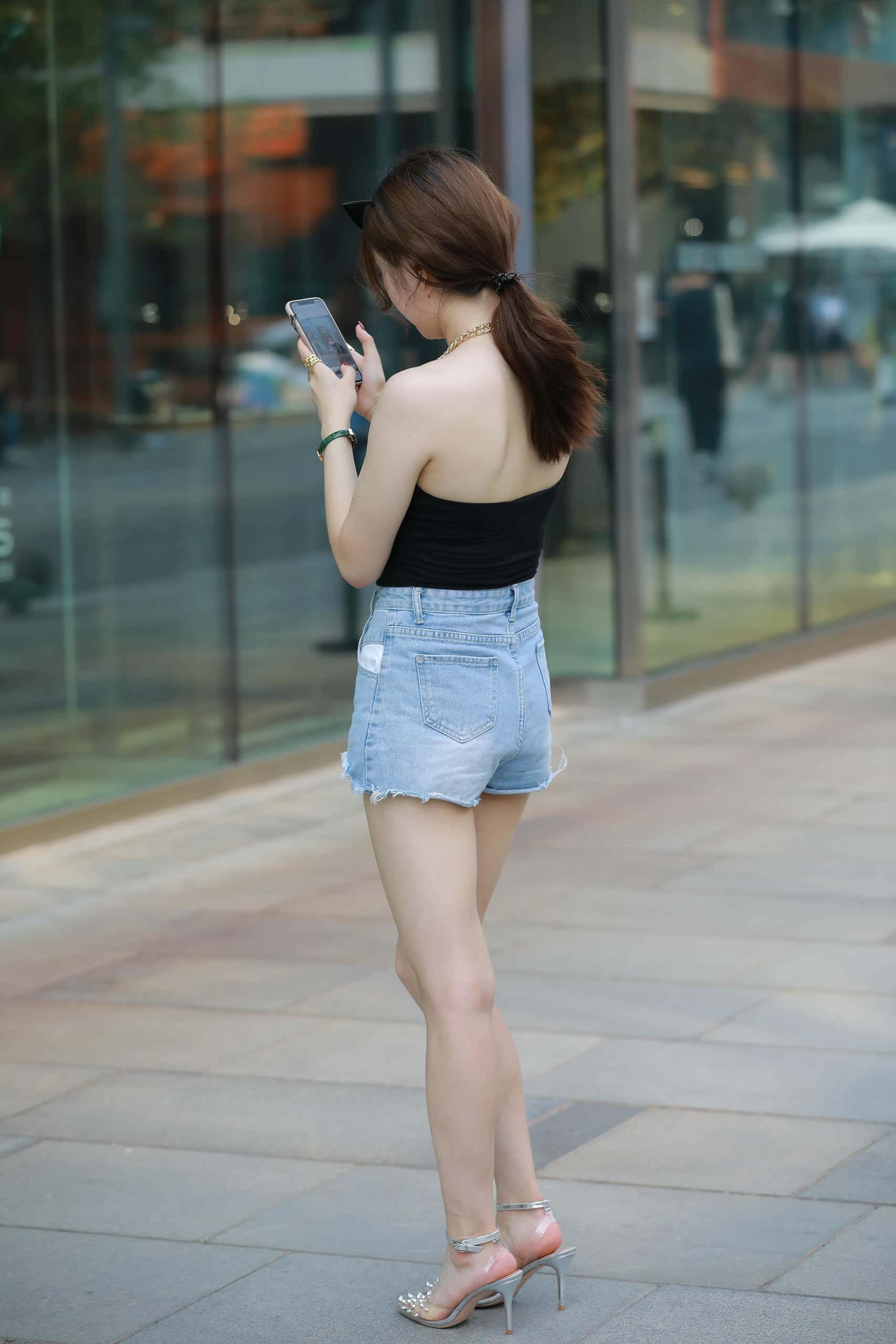 图片[3]-蓝色热裤白嫩香肩【169P】J4790-玉兔阁