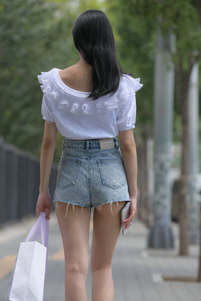 J2219 644P1V-23.3GB-玉兔阁