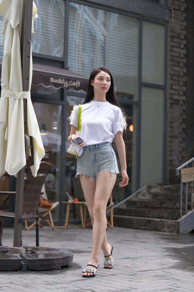 J2171 373P1V-19.7GB-玉兔阁