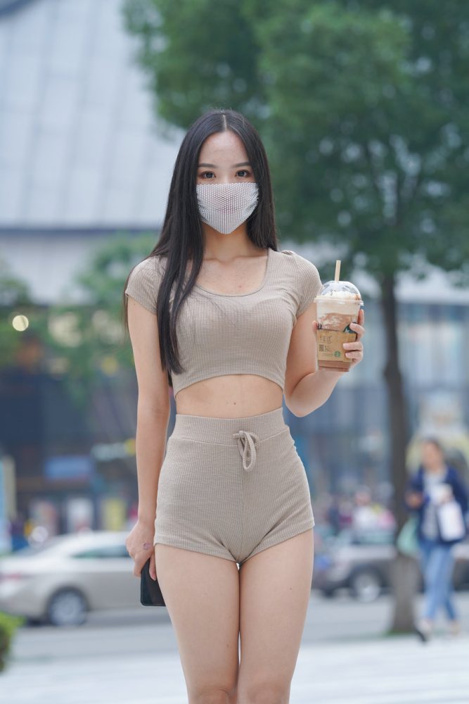 J2027 417P5V-14.9GB-玉兔阁