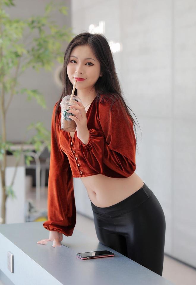 图片[3]-非常甜美的皮裤女孩 J1236 322P11V-16.4GB-欲图阁