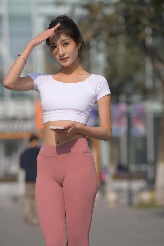 粉红色瑜伽裤女孩【 583P】J4915-玉兔阁