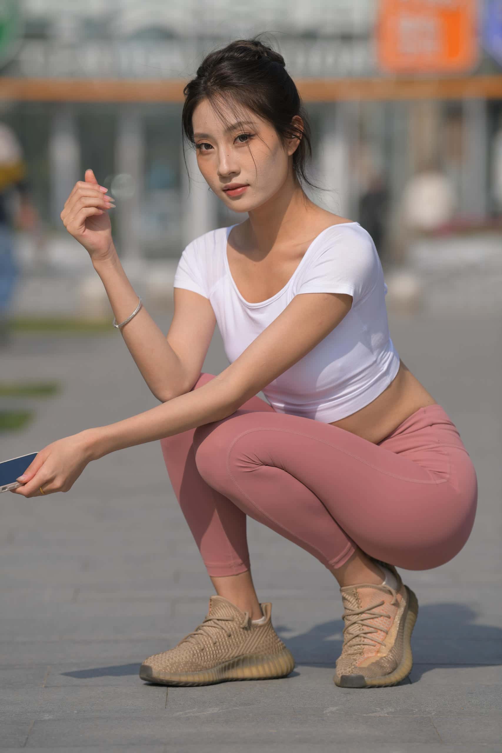 图片[4]-粉红色瑜伽裤女孩【 583P】J4915-玉兔阁