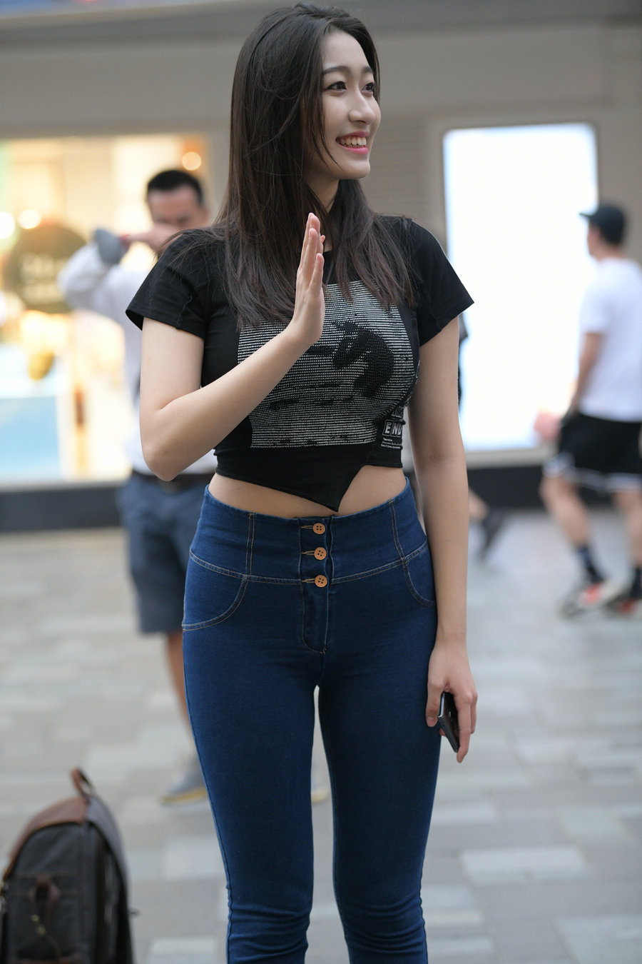 图片[1]-紧身牛仔裤女人J2784 240P-6.66GB-欲图阁