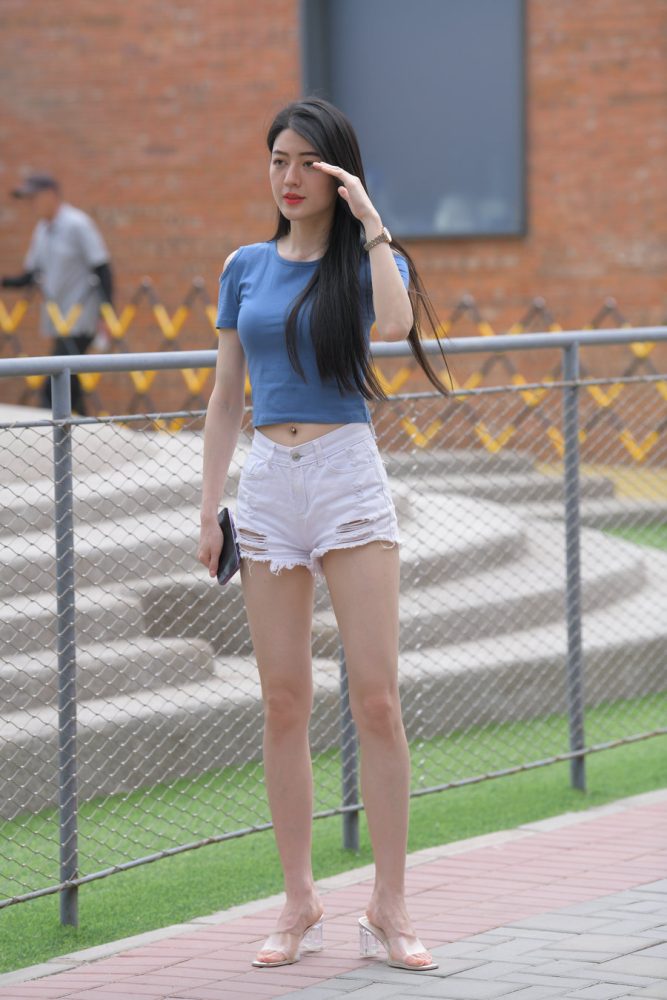 J3402 570P-11.4GB-玉兔阁