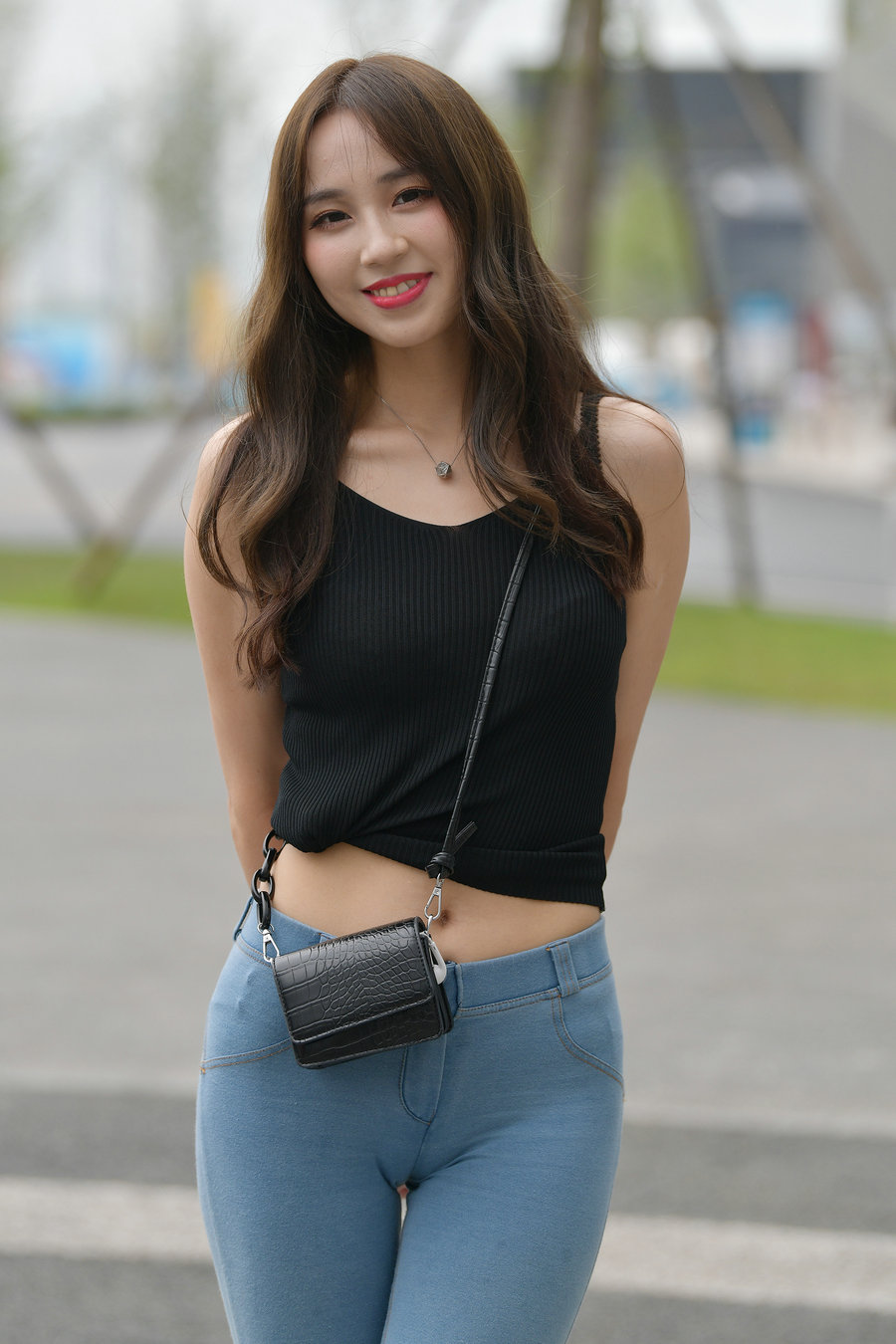 图片[1]-紧身牛仔裤女孩J3808 276P-3.31GB-欲图阁