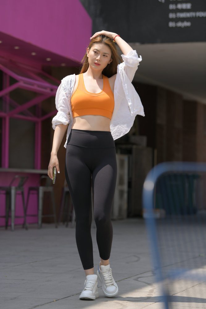 自信的瑜伽裤女孩J3670 712P-14.9GB-玉兔阁