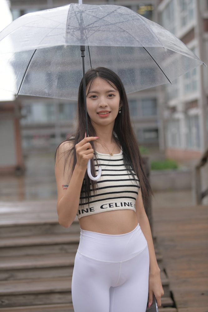打伞的白色瑜伽裤女孩J2986 622P1V-22.06GB-玉兔阁
