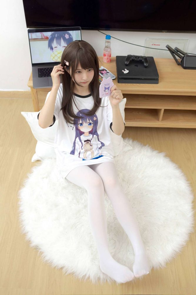 二次元白丝美少女【69P】20027-玉兔阁