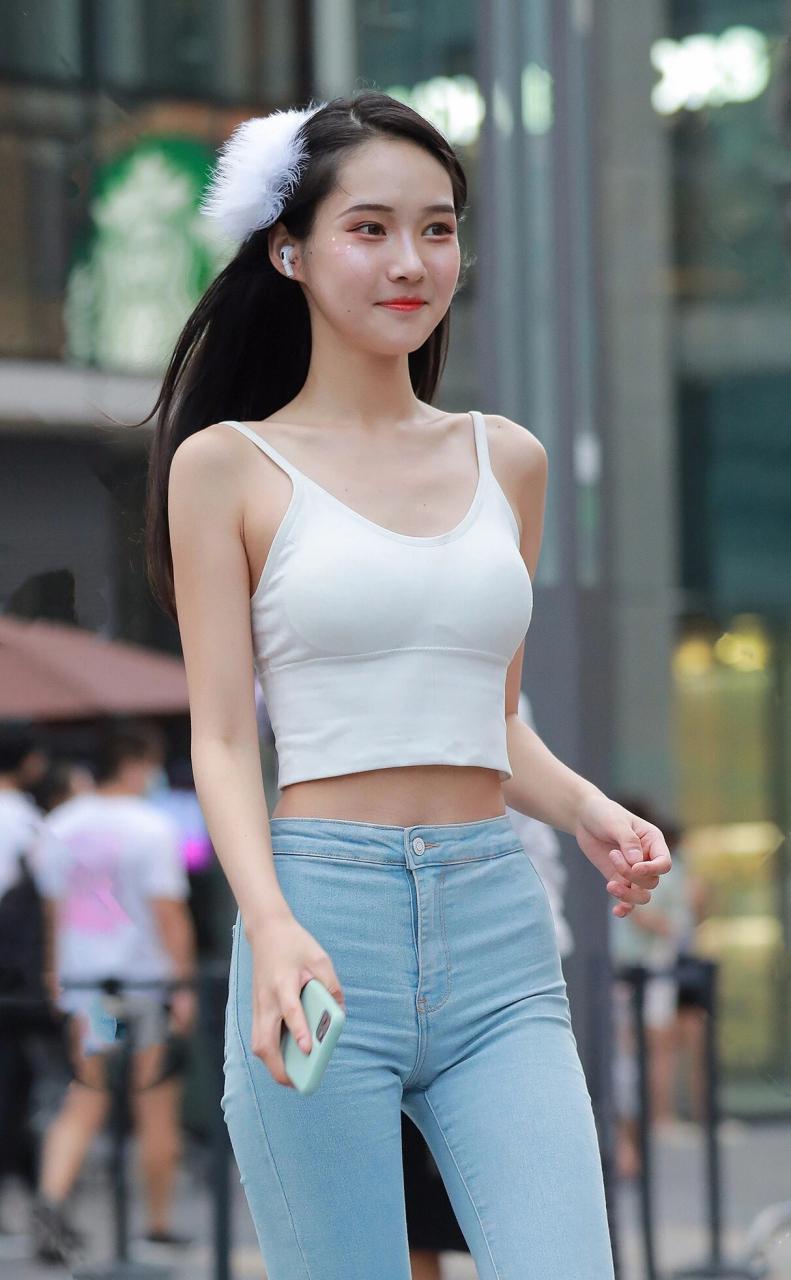 图片[1]-非常漂亮的牛仔裤女孩 J2144 98P1V-1.92GB-欲图阁
