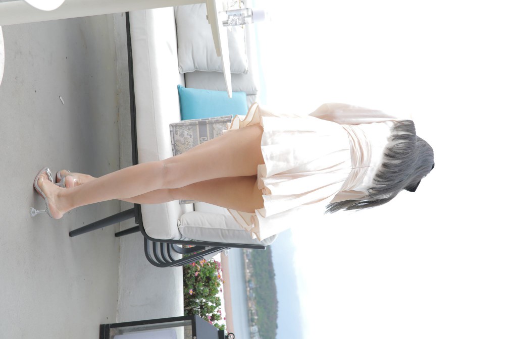图片[3]-戴黑色蝴蝶结的长发女孩【369P】00027-欲图阁