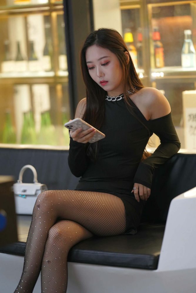 非常妩媚的网格丝袜女孩【186P】000037-玉兔阁