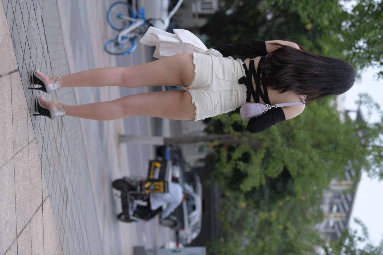 图片[5]-白色短裤的女生笑的很开心【177P】00035-欲图阁