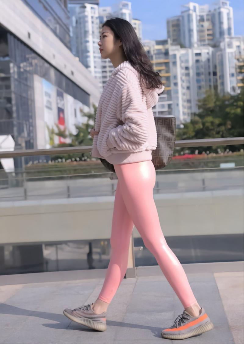 图片[2]-粉红色紧身裤的女孩 J1482 365P2V-18.1GB-欲图阁