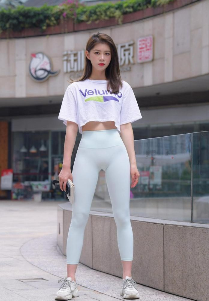 图片[1]-这个瑜伽裤女孩真的很漂亮 J1960 815P1V-28.9GB-欲图阁