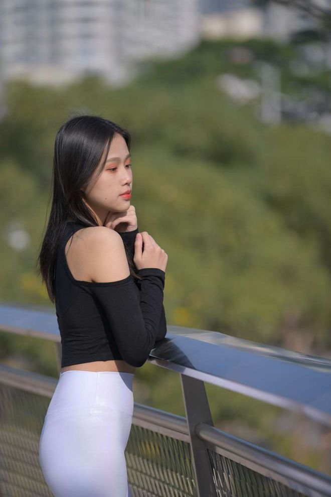 图片[4]-穿紧身白裤的端庄女孩 J1436 674P1V-22.2GB-欲图阁