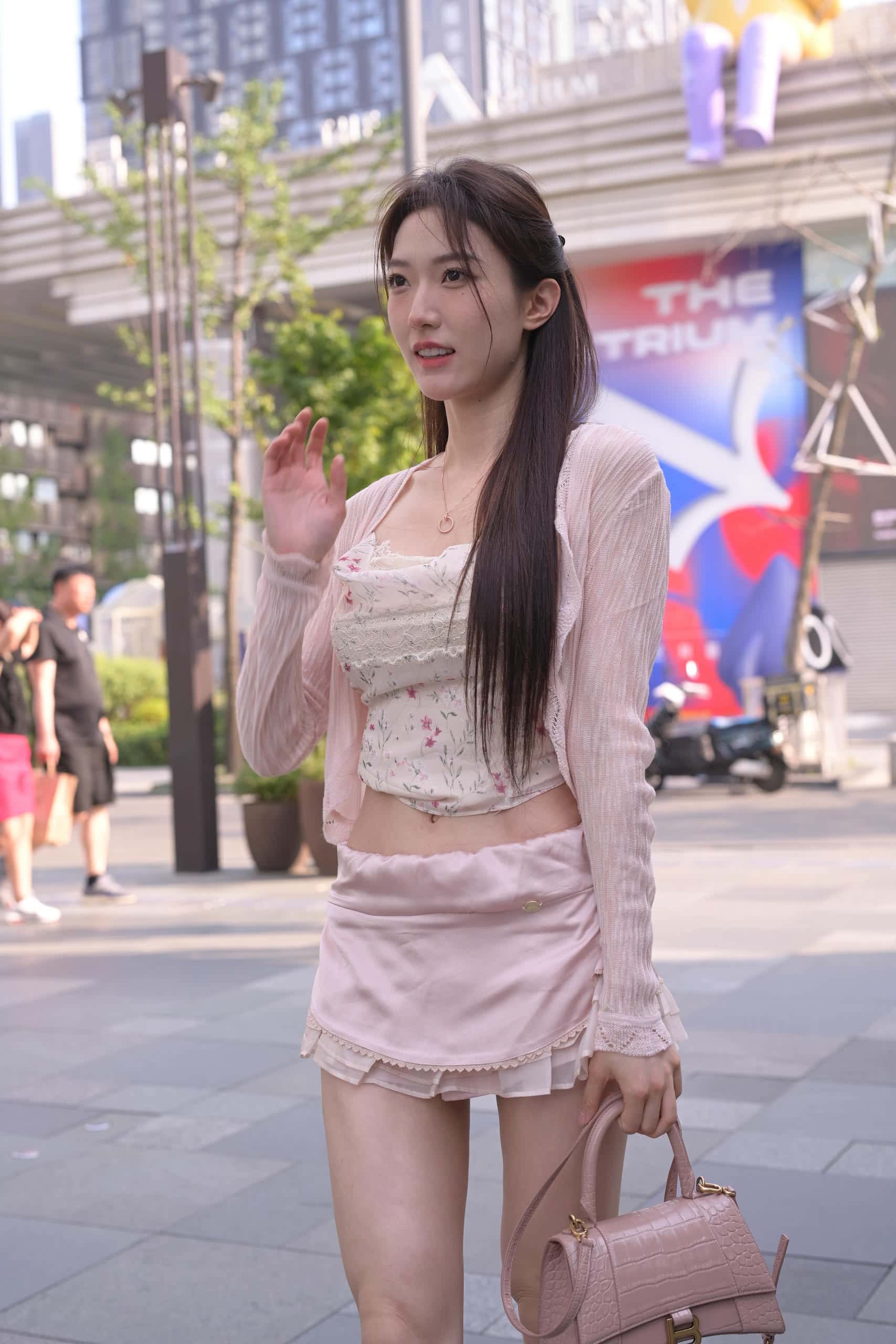 图片[1]-穿蕾丝蛋糕裙的粉色系少女【131P】J7577-玉兔阁