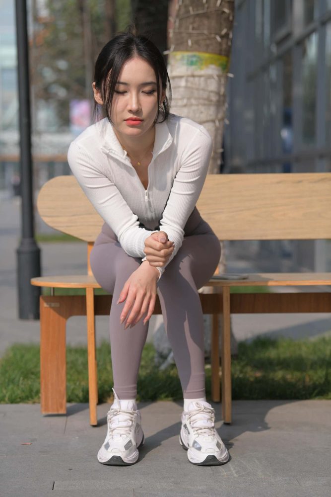 又飒又美的紫色瑜伽裤姑娘【701P】J8165-玉兔阁