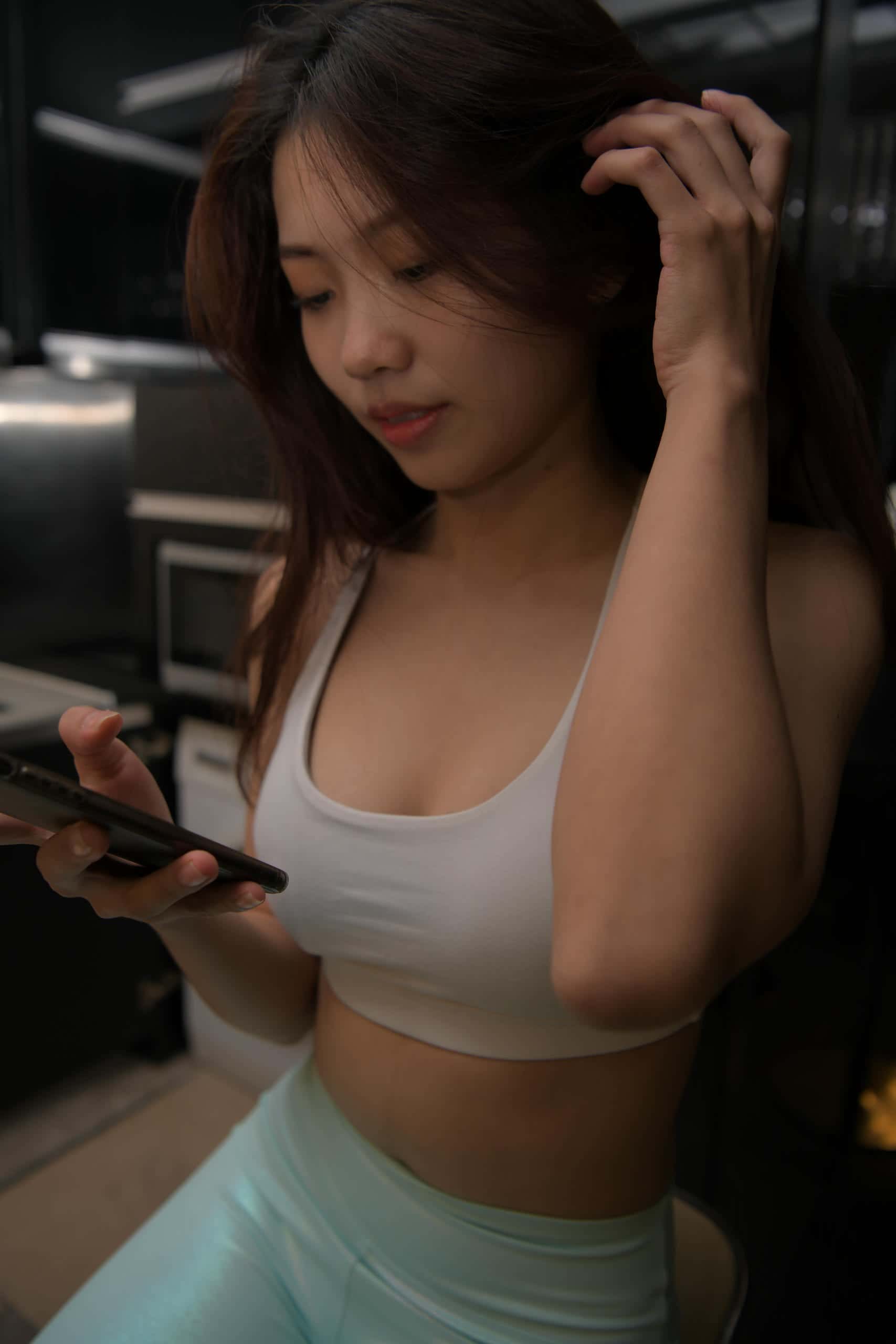 图片[4]-户外玩耍的瑜伽裤小姐姐【467P】J1419-玉兔阁