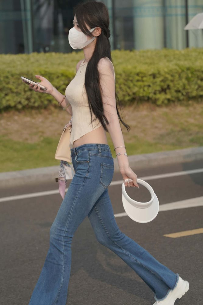 清纯喇叭牛仔裤女孩 【79P】J3591-玉兔阁