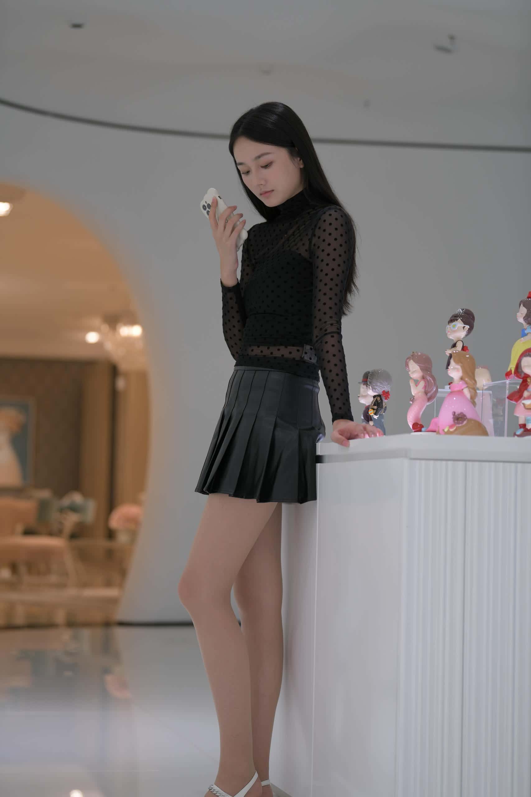 图片[4]-准备参加朋友宴会的黑裙小姐姐【452P】J3401-玉兔阁