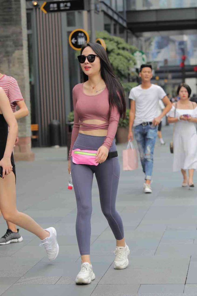 【免费】戴墨镜的时尚女孩【57P】04024-玉兔阁