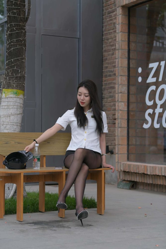 来自青涩女子兵团的小姐姐【729P】J3345-玉兔阁